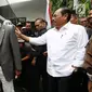 Jaksa Agung HM Prasetyo bersama Ketua Pansus Hak Angket KPK Agun Gunandjar usai melakukan pertemuan di Kejaksaan Agung, Jakarta, Kamis (13/7). (Liputan6.com/Johan Tallo)
