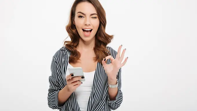 Kamu yang Ada di Bali, Ingin Tahu Berbagai Acara Fimela? Join Grup WhatsApp Saja