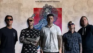 Avenged Sevenfold Siapkan 'Lidah' Sepanjang 12 Meter di JIS, Isyana Sarasvati Jadi Opener!