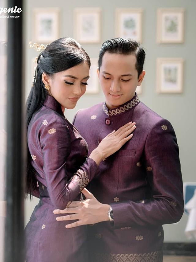 [Bintang] Ge Pamungkas Lamar Anastasia Herzigova