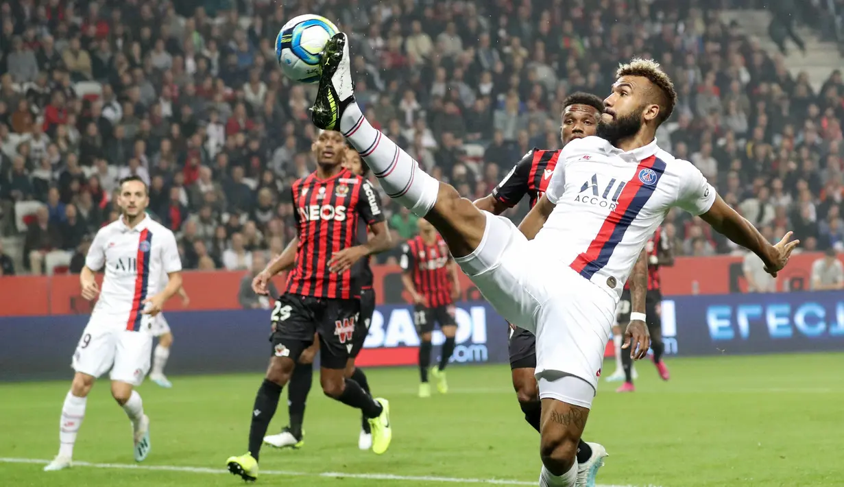 Eric Maxim Choupo-Moting - Bomber Bayern Munchen ini pernah membela PSG selama dua musim. Namun penyerang berusia 32 tahun itu lebih sering menjadi pelapis dan kesulitan menjadi ujung tombak utama di PSG. (AFP/Valery Hache)