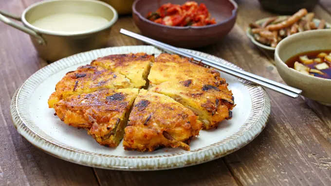 mung bean pancake korea bakwan kacang hijau