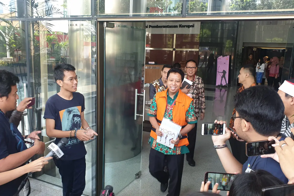 Tersangka kasus jual beli jabatan di Kementerian Agama, Romahurmuziy. (Liputan6.com/Nanda Perdana Putra)