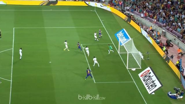 Berita video highlights laga persahabatan antara Barcelona melawan Chapecoense yang berakhir dengan 5-0. This video presented by BallBall.