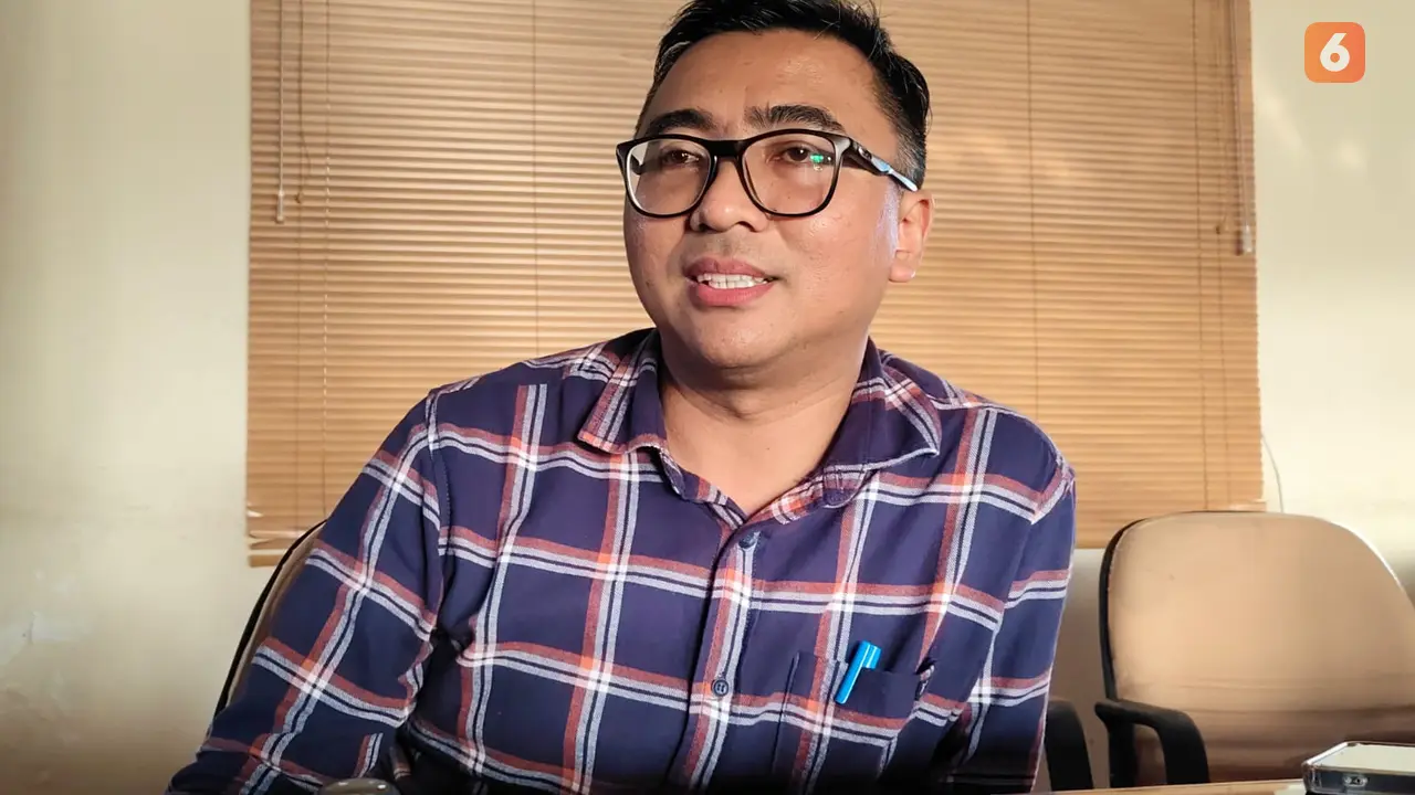 Kepala Bidang Penataan dan Penaatan Perlindungan Pengelolaan Lingkungan Hidup (P4LH) DLH Kota Sukabumi, Rizan Junistiar. (Liputan6.com/Fira Syahrin).