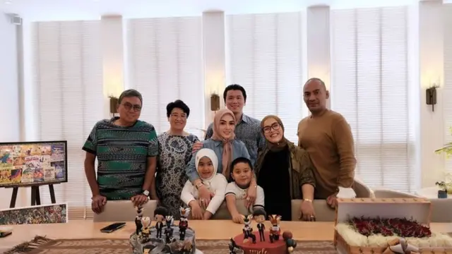 6 Potret Ulang Tahun Reino Barack, Ada Nasi Tumpung Hingga Kue Kamen Rider