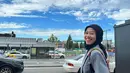 Raut wajah bahagia terlihat dari Megawati saat menikmati momen tak bermain voli. Ia terlihat begitu sumringah bisa jalan-jalan di Korea Selatan. Penampilannya yang rapi dan elegan ini tuai atensi. (Liputan6.com/IG/megawatihangestrip)