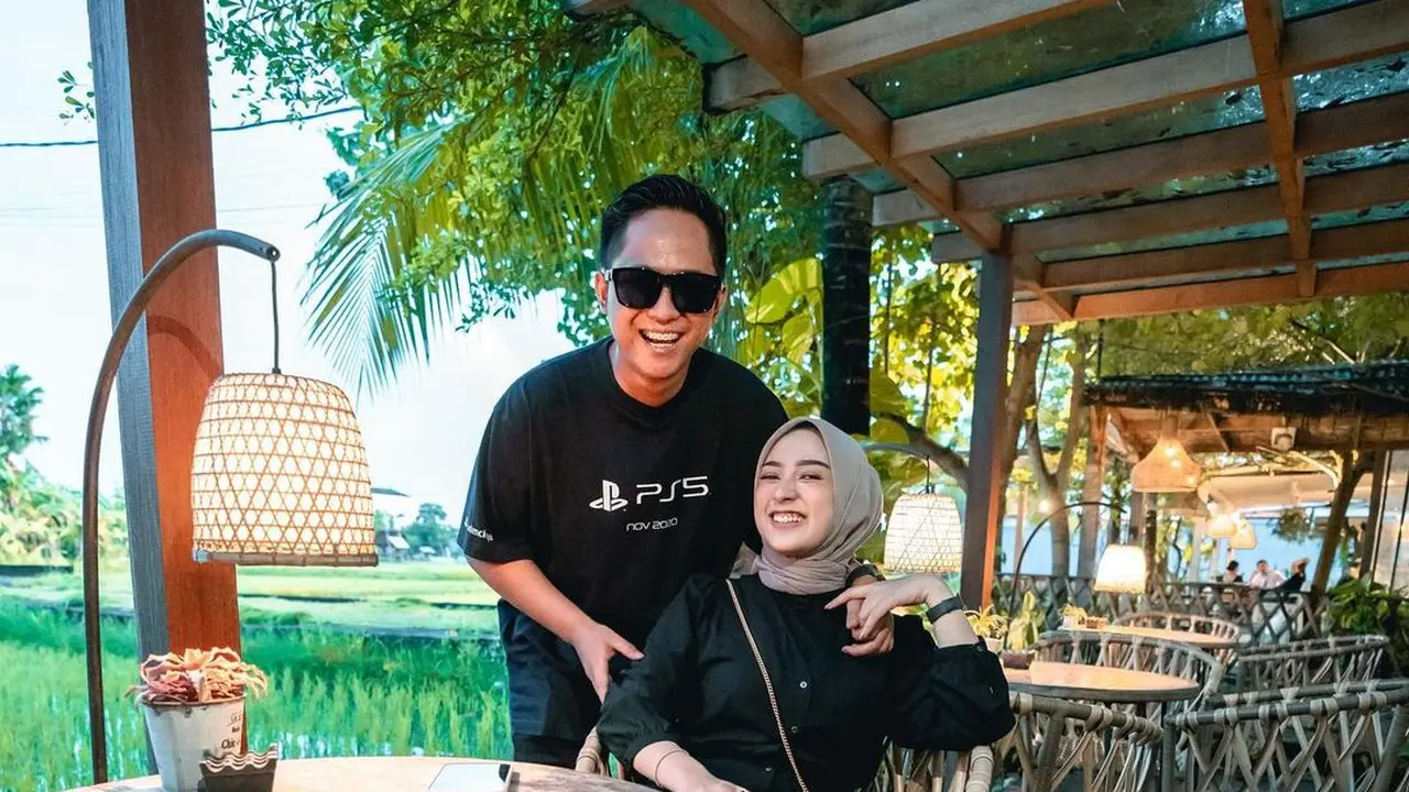Doni Salmanan dan Dinan Fajrina. (Foto: Dok. Instagram @dinanfajrina)