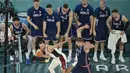 Stephen Curry tampil sebagai pahlawan saat membawa Amerika Serikat (AS) menaklukkan Serbia pada semifinal di Olimpiade Paris 2024. Curry menyumbang 36 poin. (AFP/Damien Mayer)