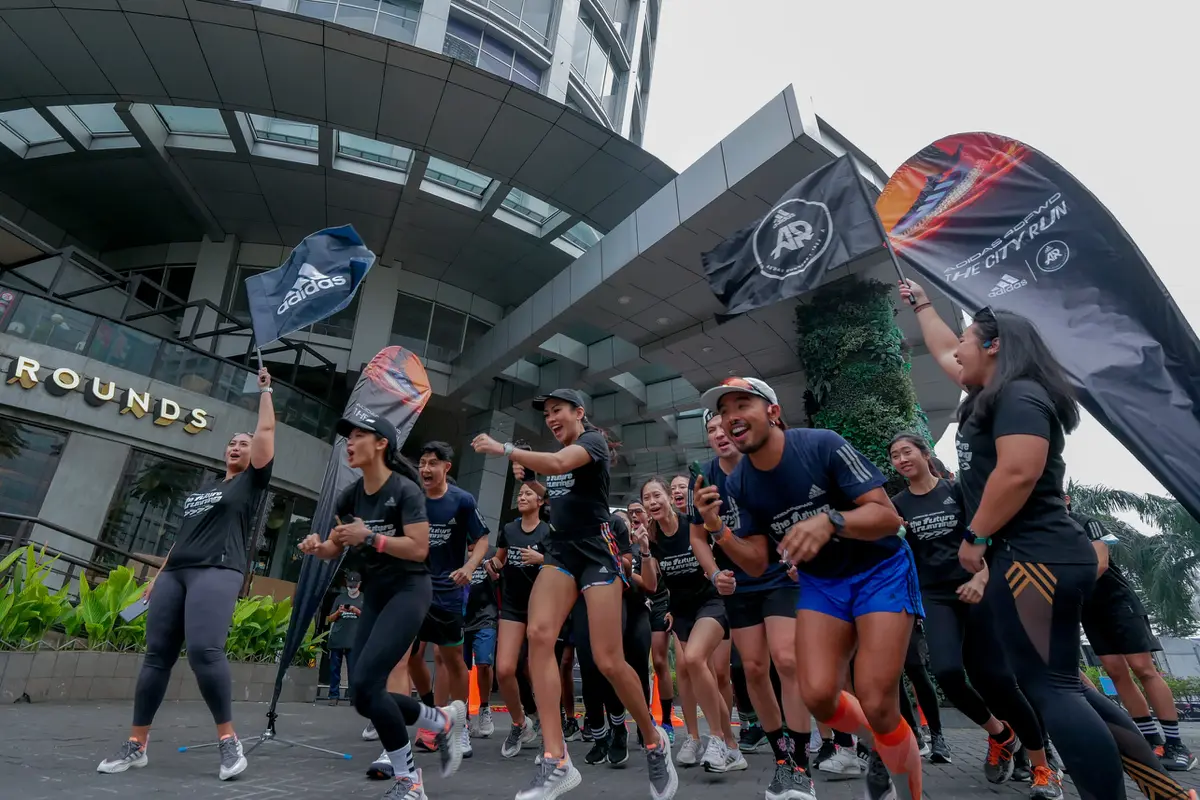 Adidas 4DFWD The City Run Race