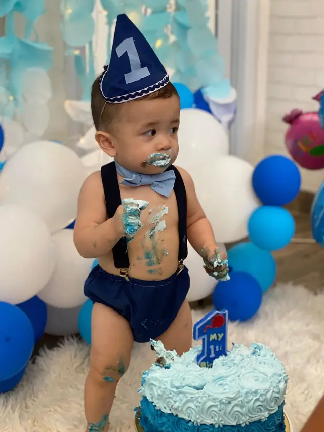 Momen Ulang Tahun Pertama dari Abizard Kavin Suseno, Anak Dari Selvi Kitty
