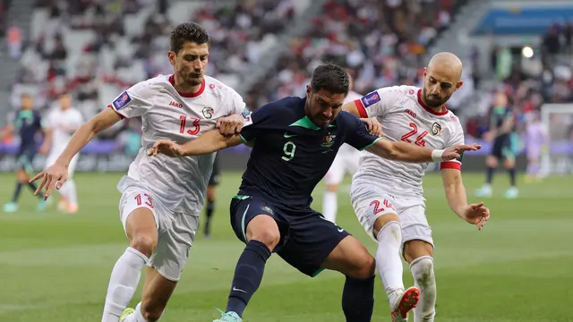 Striker Timnas Australia, Bruno Fornaroli