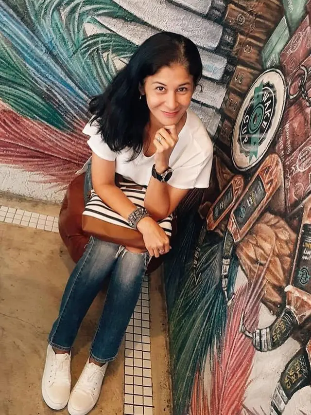 6 Potret Transformasi Monica Oemardi Pemeran Mayangsari di Misteri Gunung Merapi