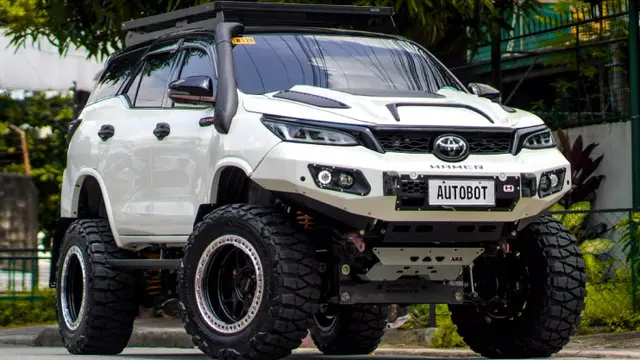 Modifikasi Toyota Fortuner GR Sport, Siap untuk Diajak Berpetualang (Autobot PH)