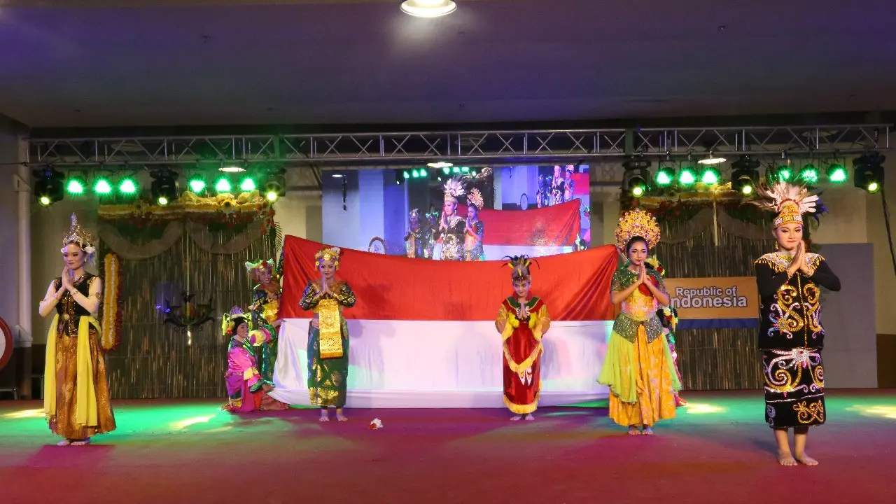 Delegasi Indonesia membawakan Tarian Bhineka. (Dokumentasi Konsul Jenderal RI Davao City)