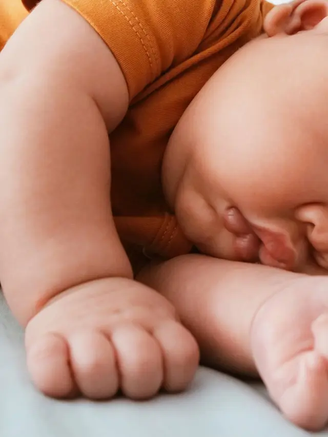 Berusia 2 Bulan, Ini 6 Potret Anak Kedua Andien Aisyah yang Menggemaskan