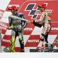 Valentino Rossi dan Dani Pedrosa di podium MotoGP Jepang (Reuters/Liputan6.com)