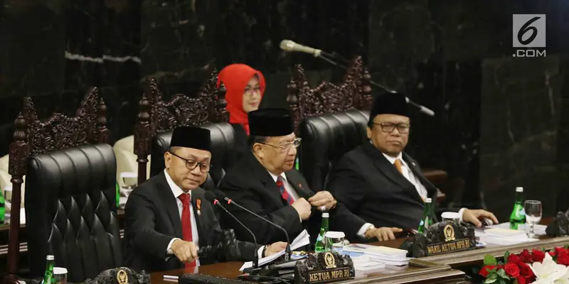 PHOTO: Pidato Ketua MPR Zulkifli Hasan salam Sidang Tahunan MPR RI 2017