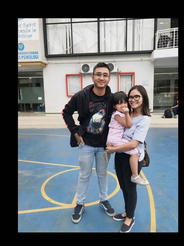 Gaya Pacaran Salshadilla  Anak Iis Dahlia, Mesra Walau LDR