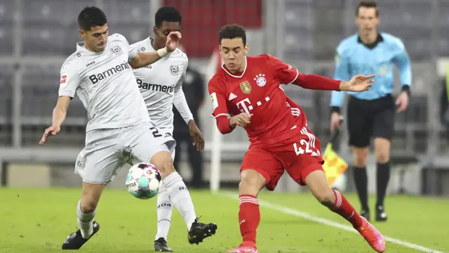 FOTO: Bayern Munchen Lumat Bayer Leverkusen di Allianz Arena