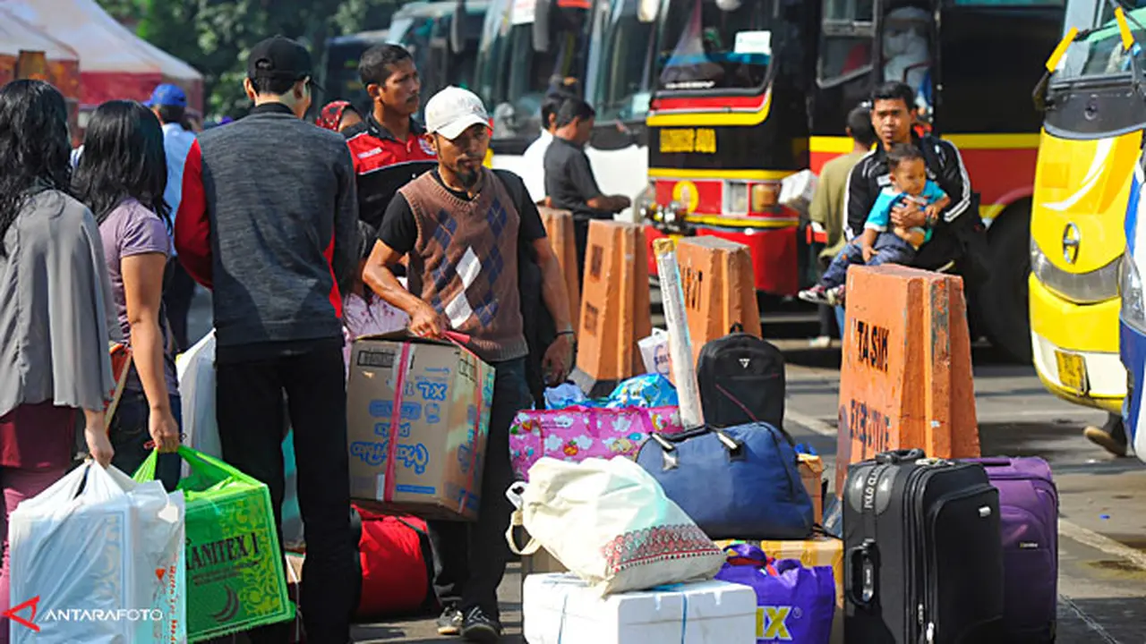 mudik-gratis-130805b.jpg