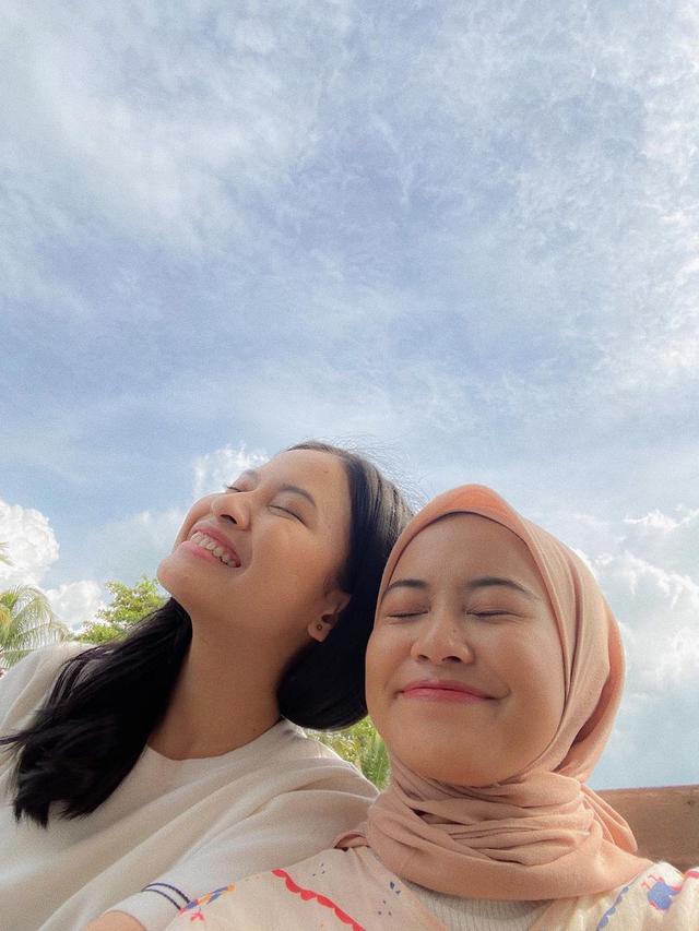 Disebut Mirip Ini 6 Momen Keakraban Hanggini Dengan Tsana Hot Liputan6 Com