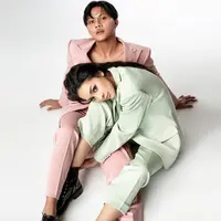 "Jadi karena kenal udah lama juga kan, akhirnya Ikki coba terus aja. DM, komentar di IG, kita juga udah beberapa kali live IG. Jadi aku coba lah untuk ngobrol-ngobrol mau nggak projekan,” ungkap Rizky Febian. (Instagram/rico.aprecelino)