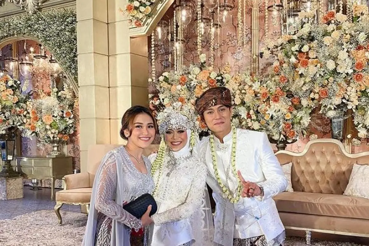 Ayu Ting Ting (Foto: Instagram/@ayutingting92)