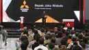 Presiden Joko Widodo memberi sambutan saat meresmikan pengoprasian pabrik baru PT MMKI di GIIC, Jawa Barat, Selasa (25/4). Pabrik ini ber kapasitas produksi 160 ribu unit per tahun. (Liputan6.com/Angga Yuniar)