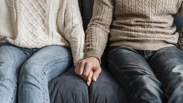 Memiliki Keinginan Kuat untuk Mengendalikan Pasangan