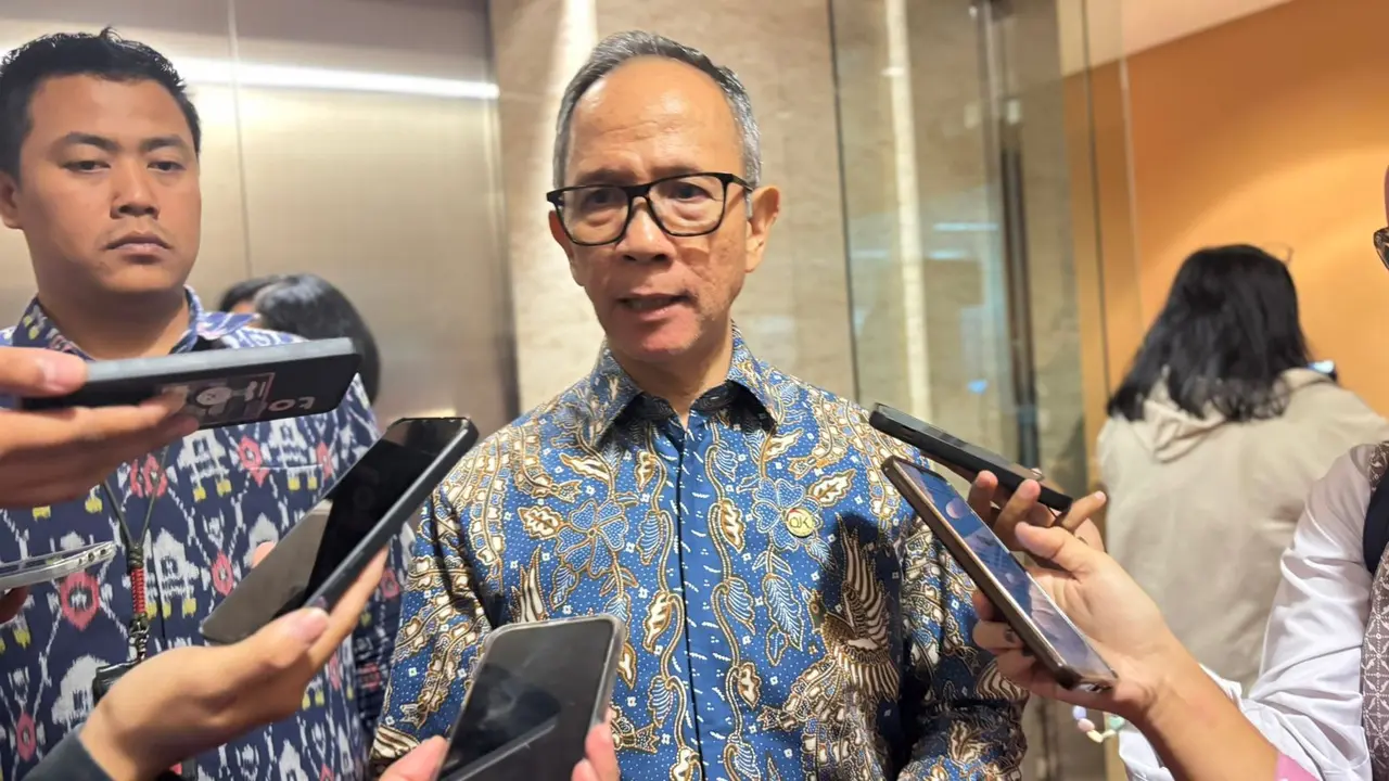 Ketua Dewan Komisioner OJK, Mahendra Siregar,