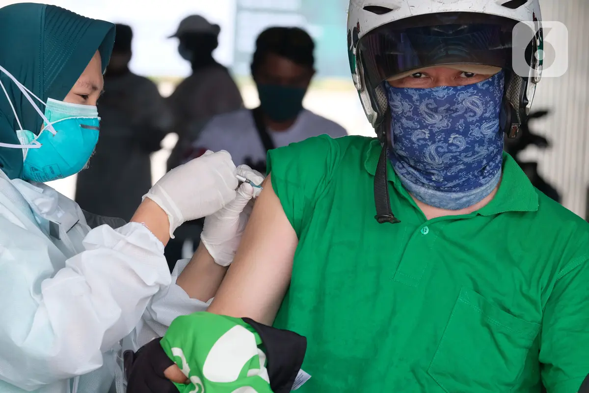 Dukung Program Pemerintah, Ribuan Mitra Driver Gojek Ikuti Vaksinasi