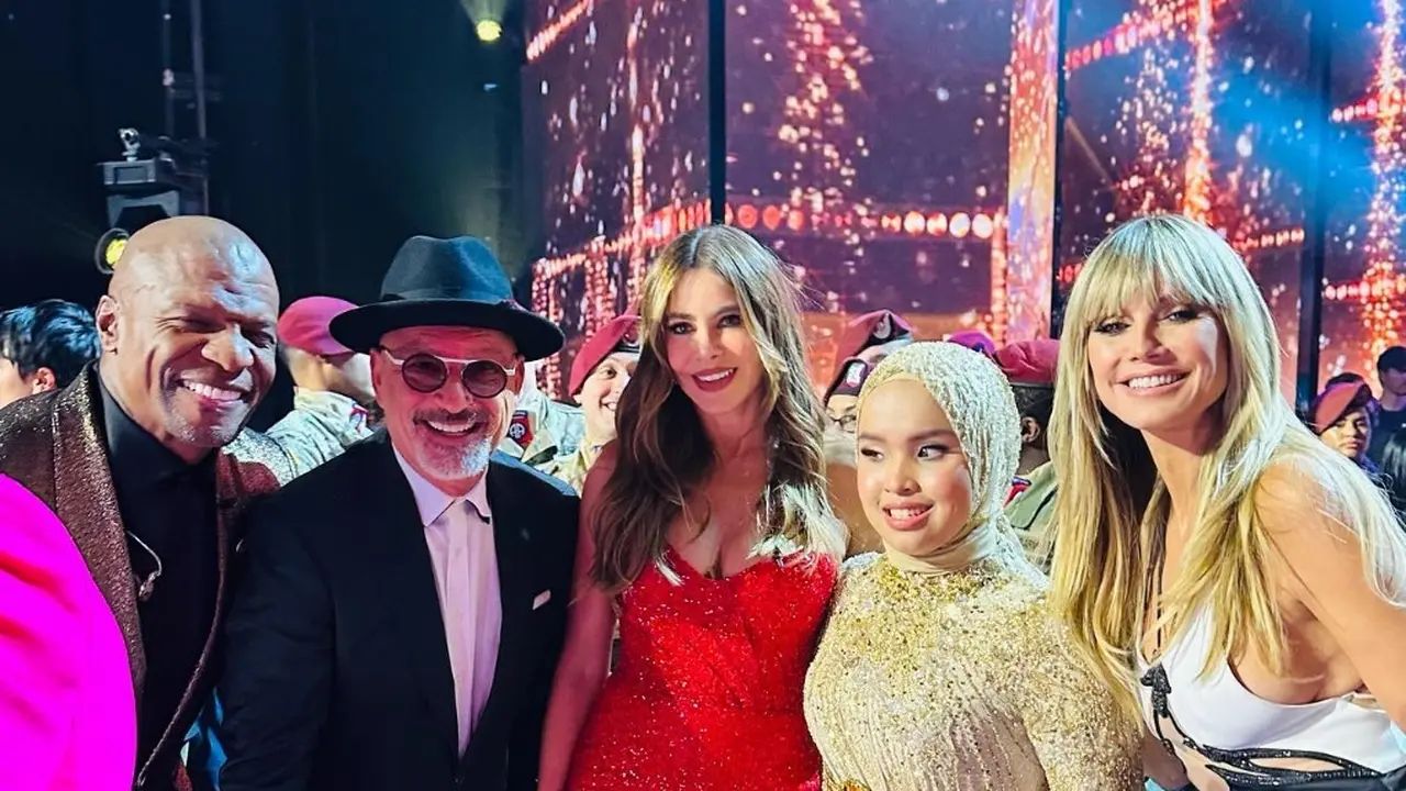 Putri Ariani Unggah Foto Bareng Juri AGT 2023 Usai Penampilan Terakhir: Ini Awal yang Baru Buatku