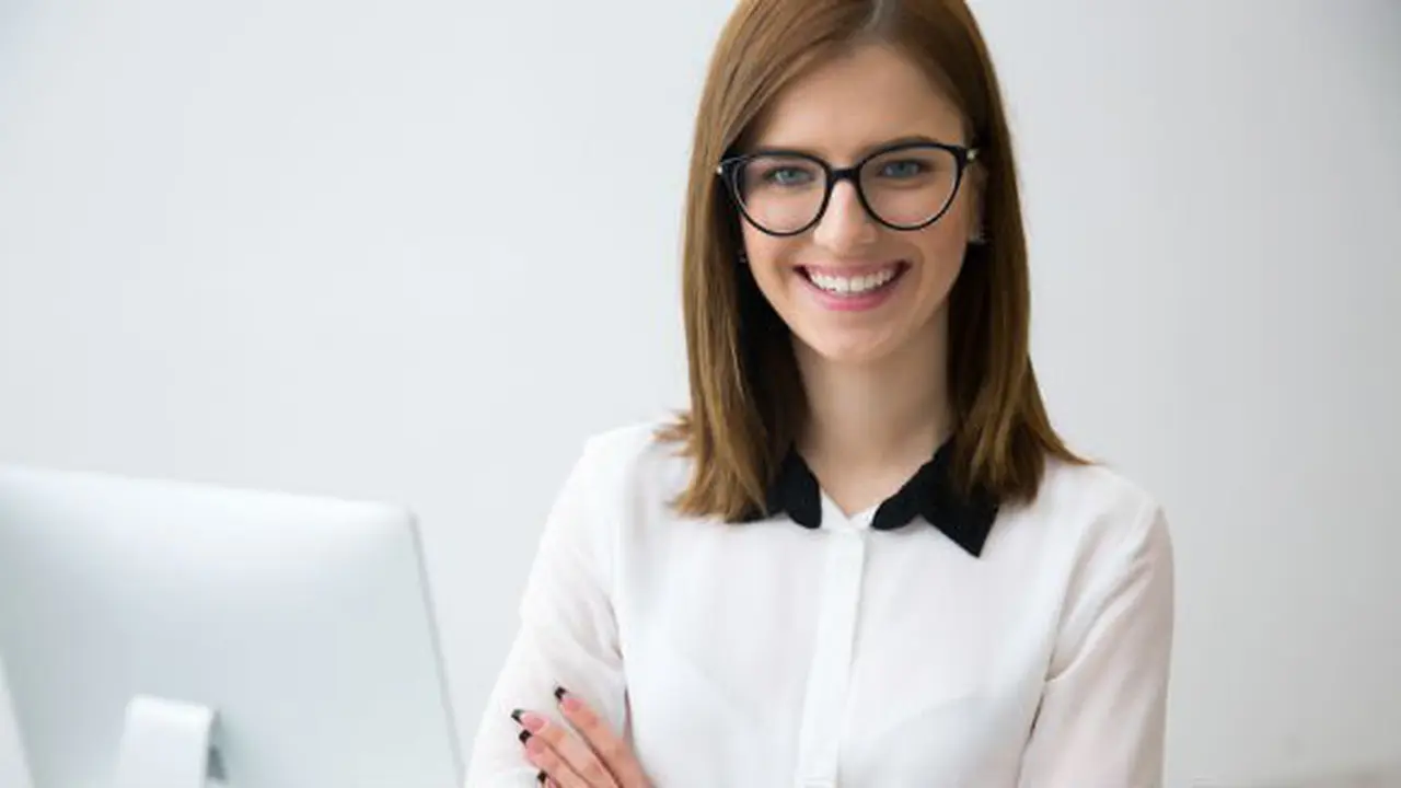 Senyum dan tawa sangat berpengaruh besar bagi siapa saja/copyright: thinkstockphotos.com