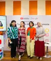 Dengan bimbingan yang tepat, anak dapat belajar untuk menjelajahi berbagai informasi secara aman, berpikir kritis terhadap konten yang mereka konsumsi, serta menggunakan teknologi secara lebih bertanggung jawab. (Foto/dok: Google Indonesia)