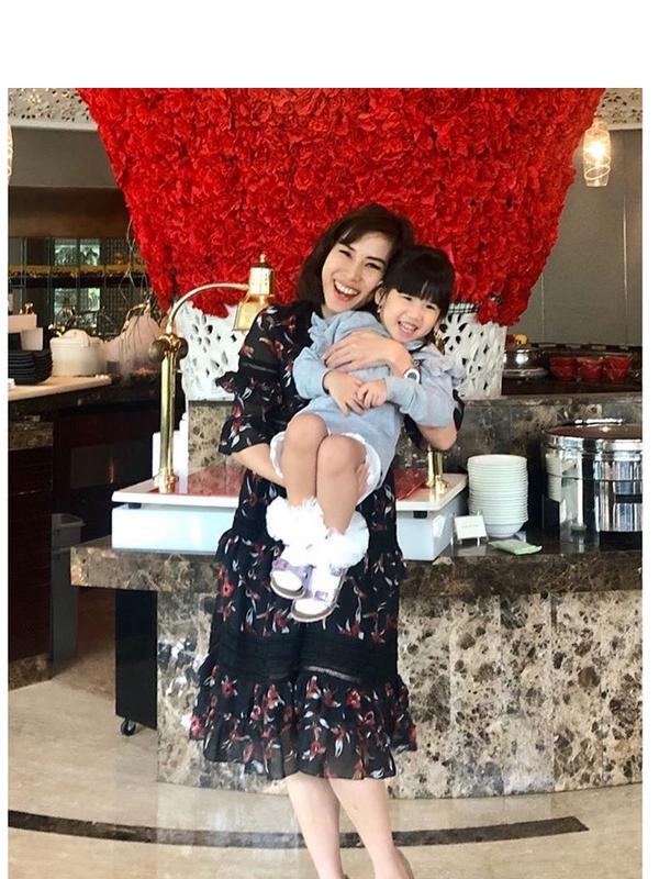 Anya Dwinov (Sumber: Instagram/anyadwinov)