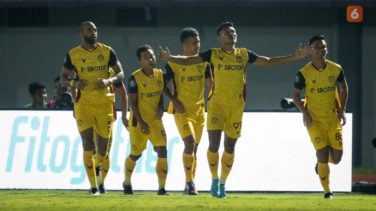 Foto: Kelar 10 Laga, Ini Dia 5 Tim Tertajam di BRI Liga 1 2022 / 2023