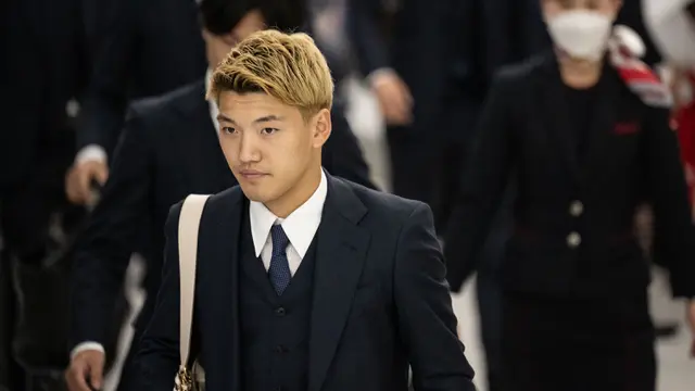 Foto: Okaerinasai! Momen Timnas Jepang Dapatkan Sambutan Hangat saat Pulang dari Piala Dunia 2022