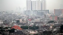 Pemandangan gedung-gedung bertingkat di kawasan Mangga Dua, Jakarta, Selasa (13/1/2015). (Liputan6.com/Faizal Fanani)