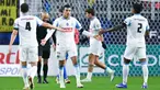 Mason Greenwood memimpin pesta gol Marseille dalam laga Coupe de France. Penyerang asal Inggris itu mencetak hat-trick saat timnya membantai Bayeux dengan skor telak 9-0. (AFP/Lou Benoist)