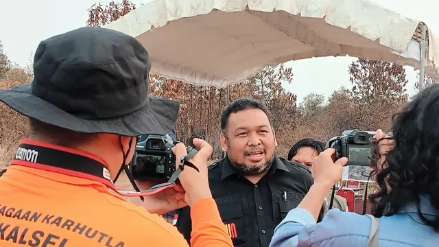 Andi Nur.