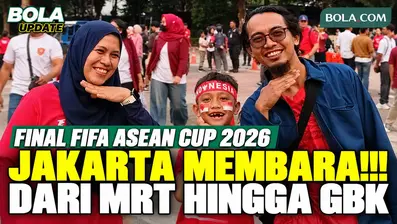 Antusiasme suporter Timnas Indonesia membara jelang final FIFA ASEAN Cup 2026 melawan Thailand di Stadion Utama Gelora Bung Karno, Jakarta, Senin (5/10/2026). Para pendukung Garuda berdatangan dari berbagai titik transportasi publik, termasuk MRT, me...