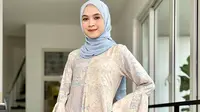 6 Model Atasan Batik Wanita Muslimah Modern 2025, Cocok untuk Segala Acara