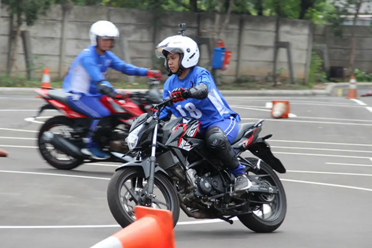 Rasanya Jadi Lady Bikers Satu-Satunya di Kompetisi Slalom