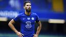 Striker Chelsea, Olivier Giroud, saat melawan Wolverhampton Wanderers pada laga Premier League di Stadion Stamford Bridge, Minggu (26/7/2020). Chelsea menang dengan skor 2-0. (Daniel Leal-Olivas/Pool via AP)