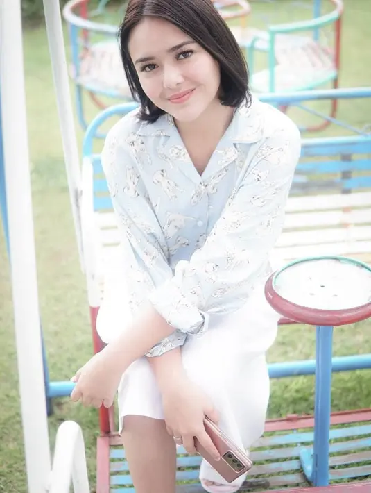 Amanda Manopo (Instagram/amandamanopo)