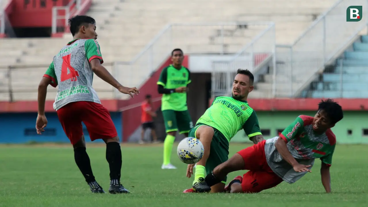 Persebaya Surabaya vs PSID Jombang