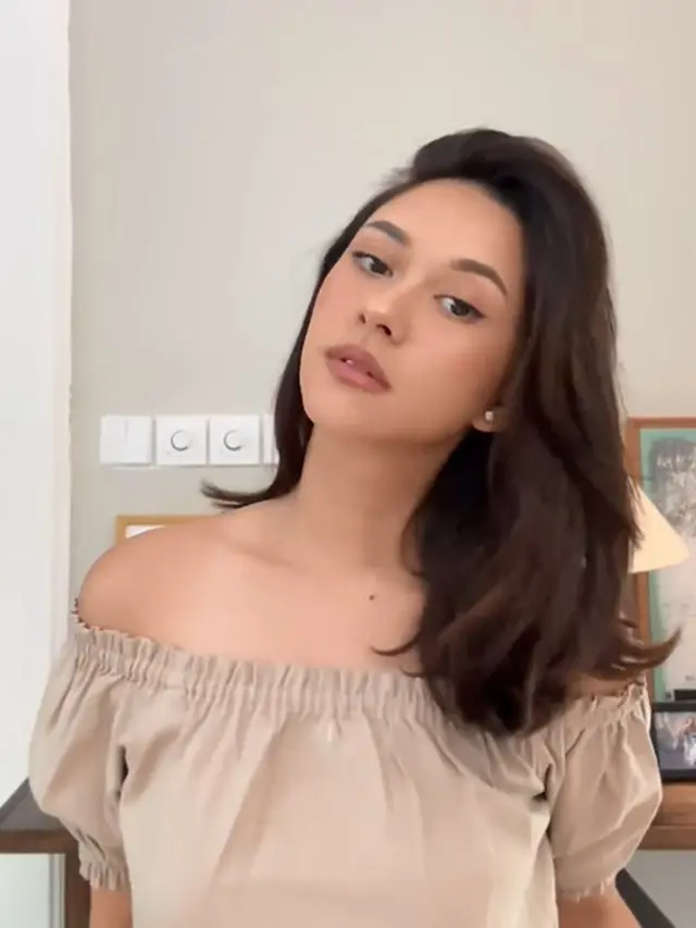 Nana Mirdad (Instagram/nanamirdad_)