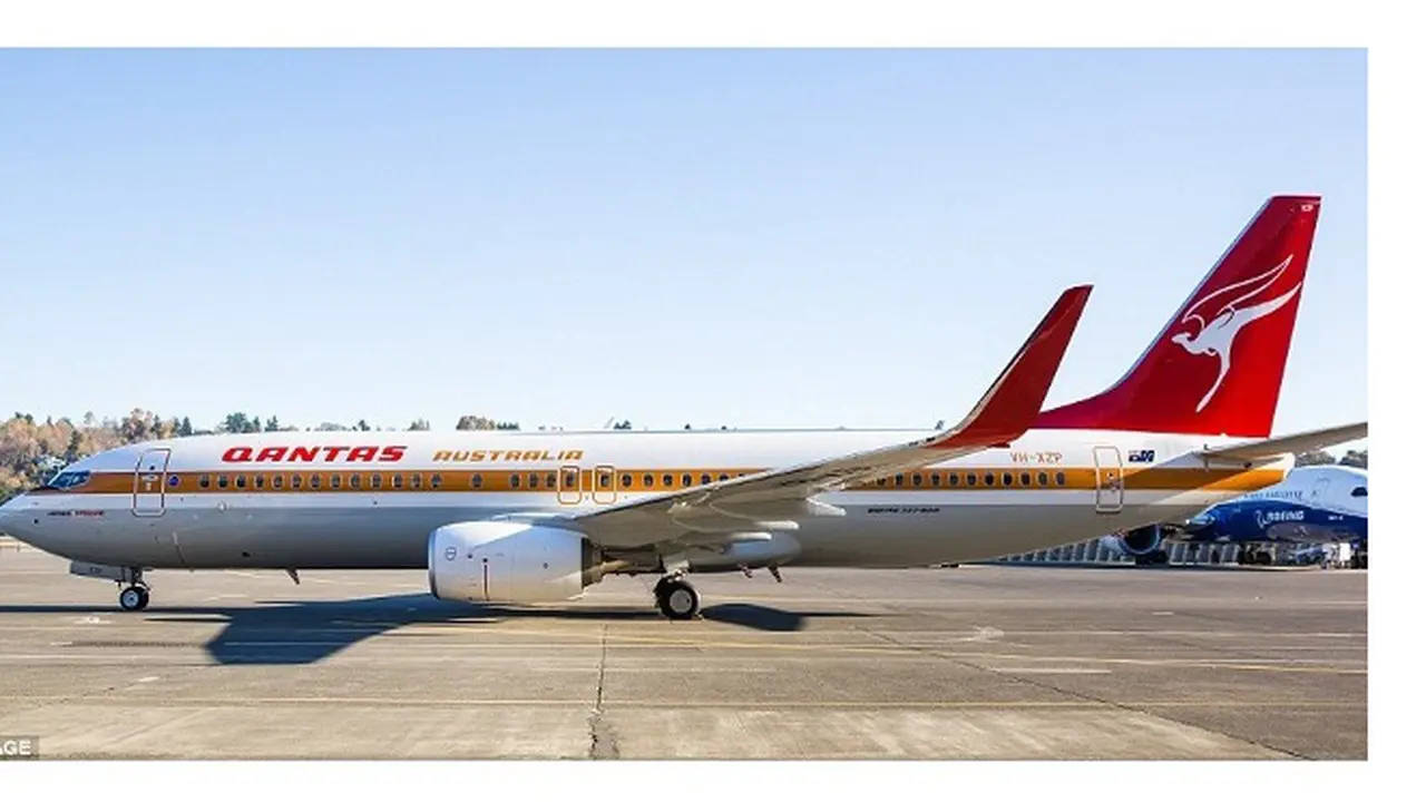 Qantas Retro - Kangaroo 70 Anniverssary 1114 2