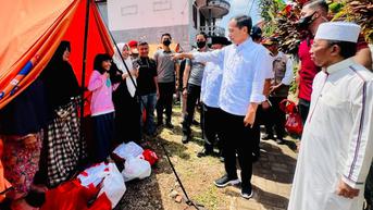Jokowi Tinjau Dampak Gempa di Ponpes Darul Falah Cianjur